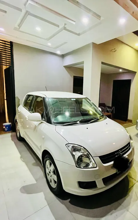 Suzuki Swift 2018 for Sale in Lahore Image-1