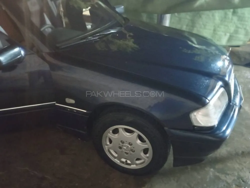 Mercedes Benz C Class 2000 for Sale in Rawalpindi Image-1