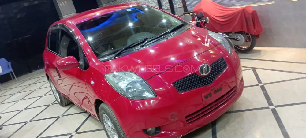Toyota Vitz 2007 for Sale in Depal pur Image-1