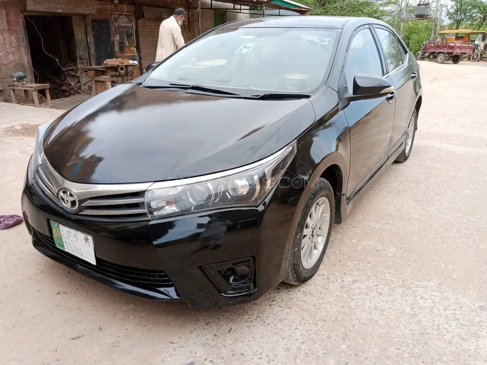 Toyota Corolla 2015 for Sale in Pind Dadan Khan Image-1