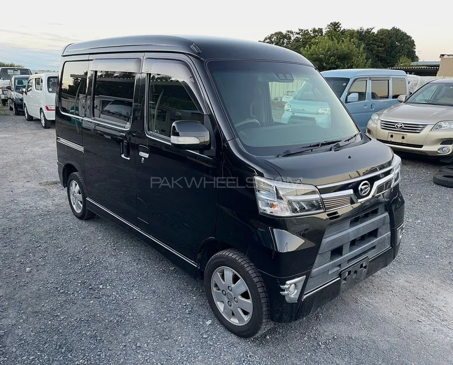 Daihatsu Atrai Wagon 2018 for sale in Karachi