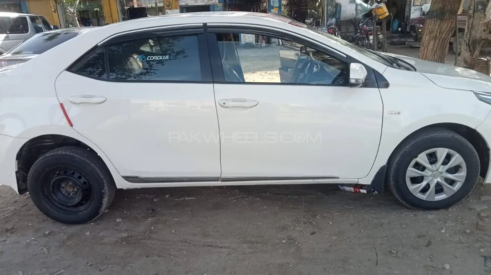 Toyota Corolla 2017 for Sale in Lala musa Image-1