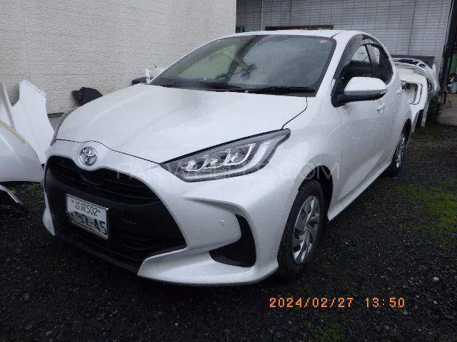 Toyota Yaris Hatchback 2023 for Sale in Lahore Image-1