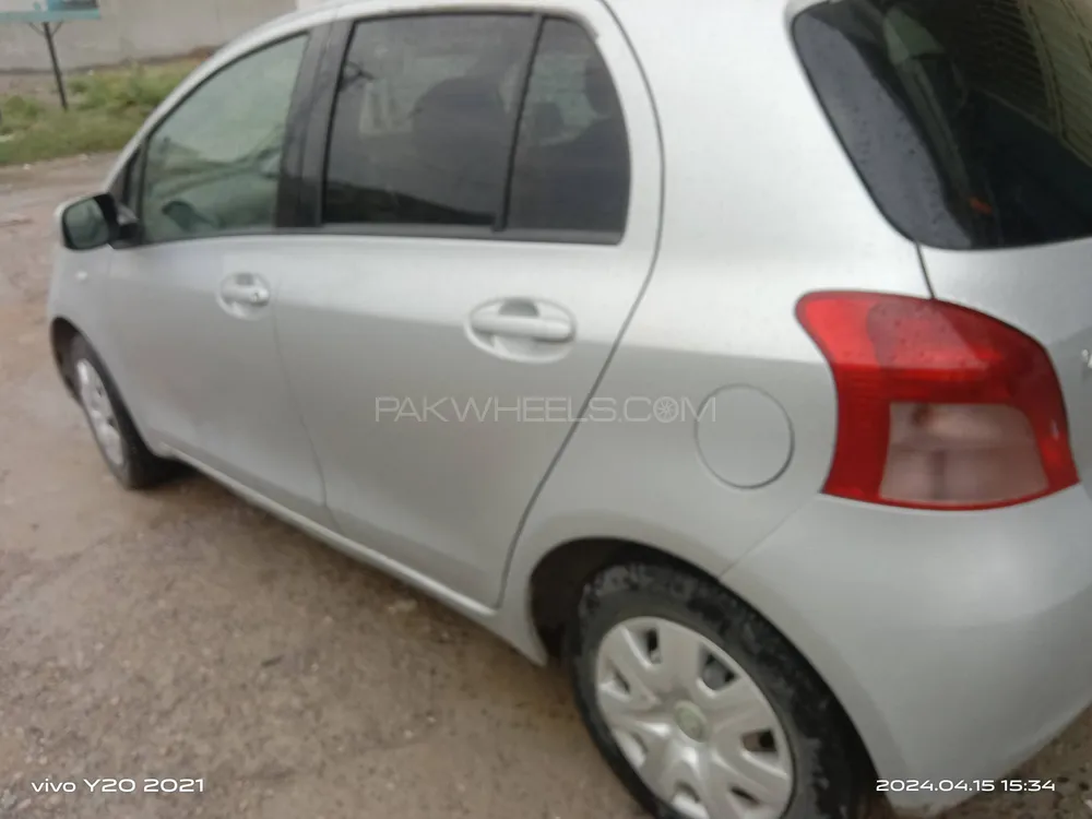 Toyota Vitz 2005 for Sale in Wah cantt Image-1