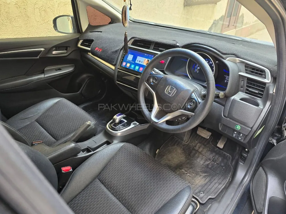 Honda Fit 2015 for sale in Karachi