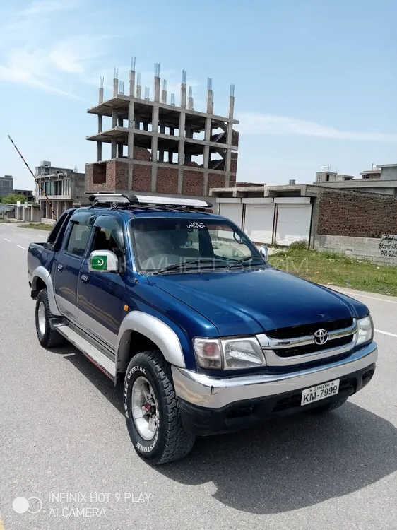 Toyota Hilux 2001 for Sale in Islamabad Image-1