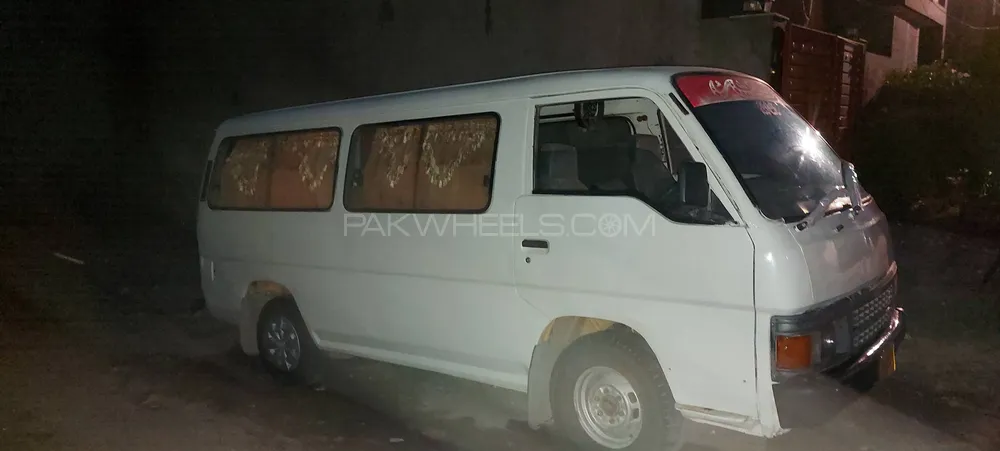 نسان کارواں 1993 for Sale in لاہور Image-1