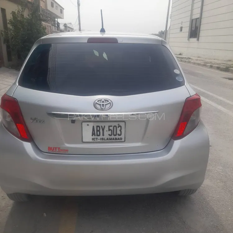 Toyota Vitz 2011 for Sale in Wah cantt Image-1