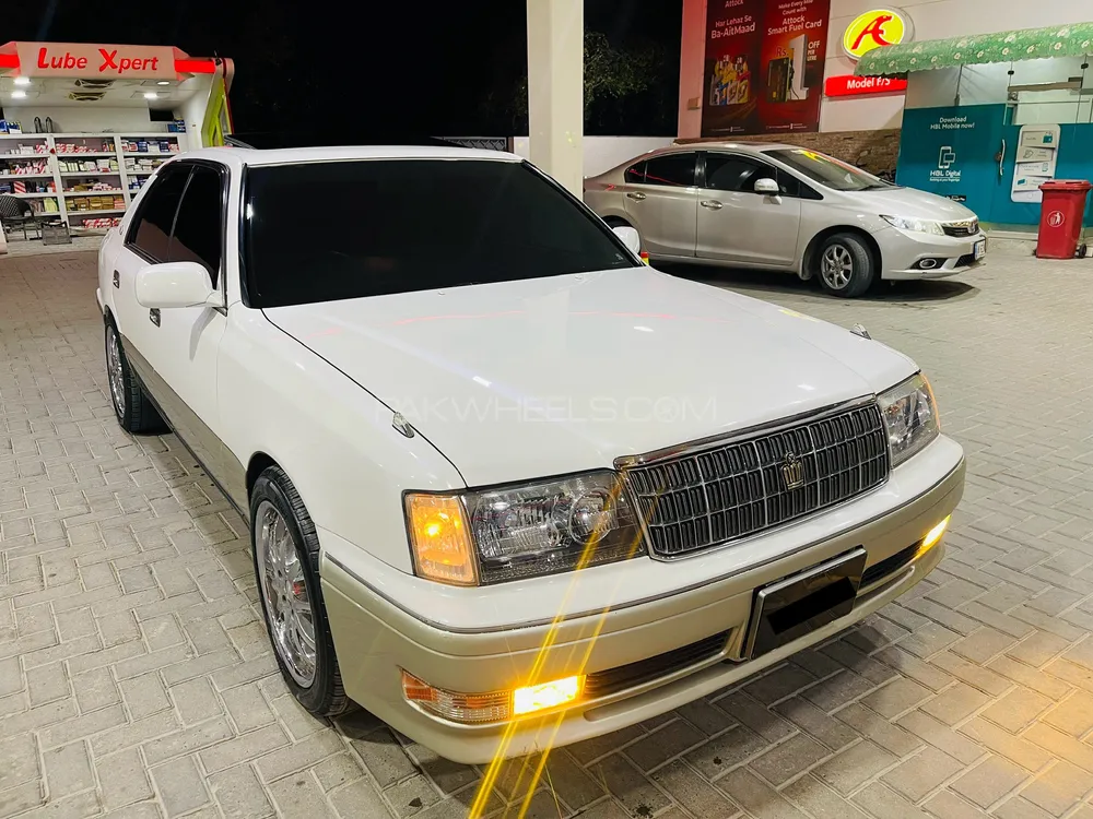 Toyota Crown 1997 for Sale in Islamabad Image-1