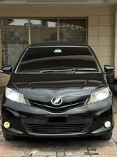Toyota Vitz 2011 for Sale