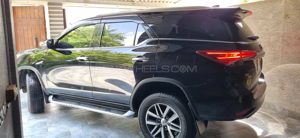 Toyota Fortuner 2021 for sale in Karachi