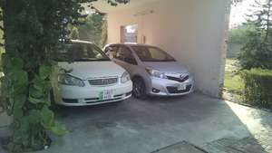 Toyota Vitz - 2012