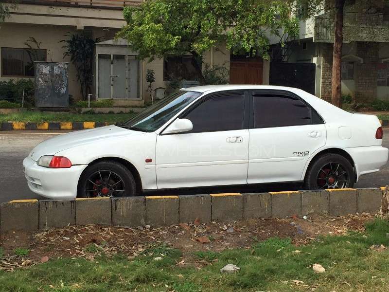 Honda Civic - 1994  Image-1