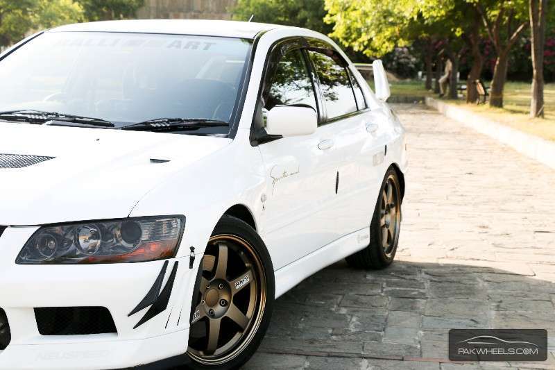 Mitsubishi Lancer Evolution X - 2003 Evo Mitsubishi Lancer Evolution X - 2003 Evo Image-3