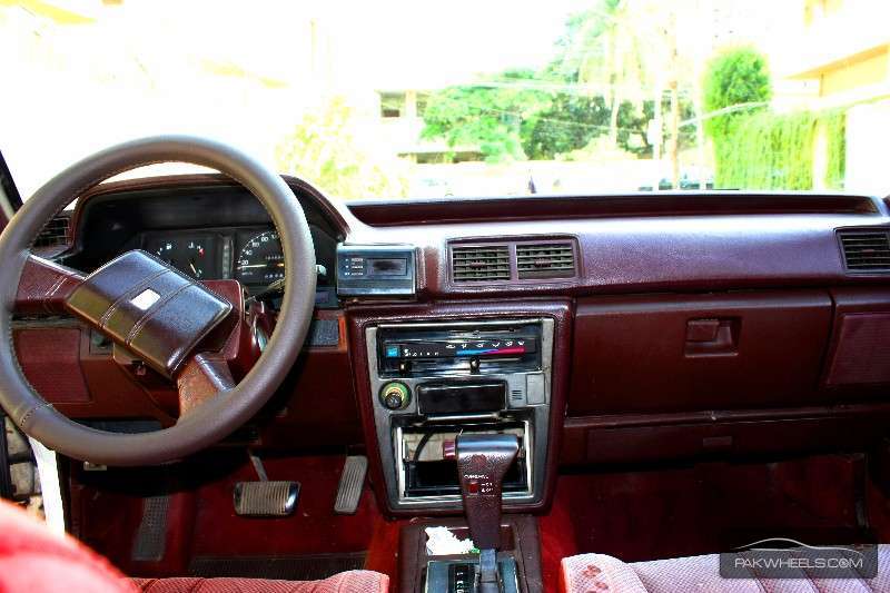 Toyota Cressida - 1988  Toyota Cressida - 1988  Image-4