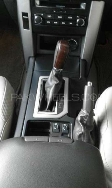 Toyota Prado - 2010  Toyota Prado - 2010  Image-14