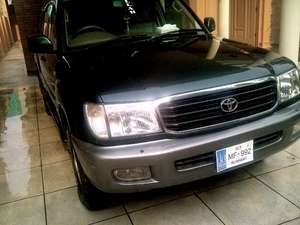 Toyota Land Cruiser - 2000