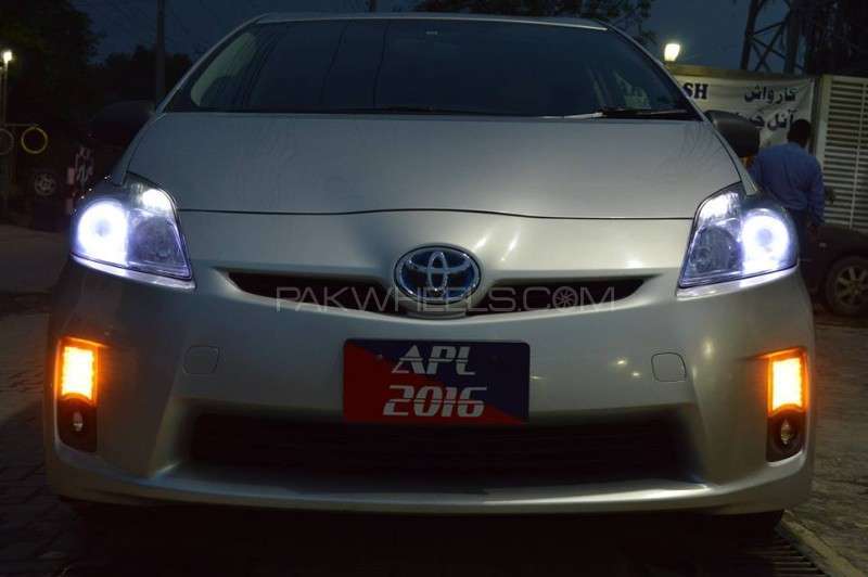 Toyota Prius - 2010  Image-1