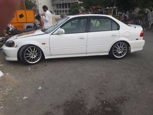 ہونڈا سوک - 2000