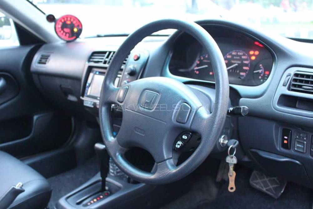 Honda Civic - 2000  Honda Civic - 2000  Image-2