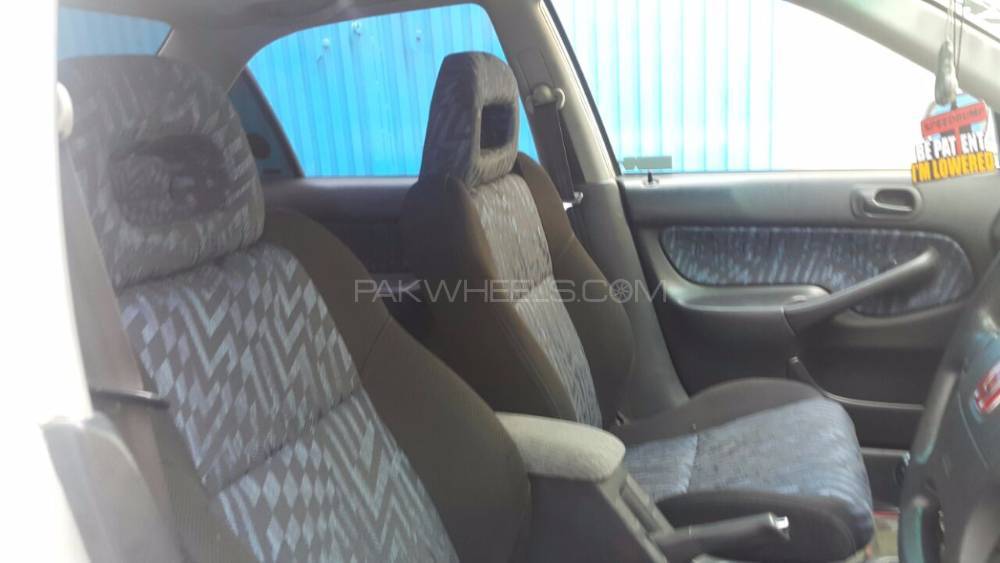 Honda Civic - 2000  Honda Civic - 2000  Image-4