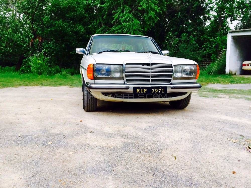 Mercedes Benz 240 Gd - 1983  Mercedes Benz 240 Gd - 1983  Image-3