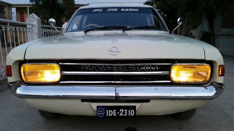 Opel Rekord - 1966  Image-1