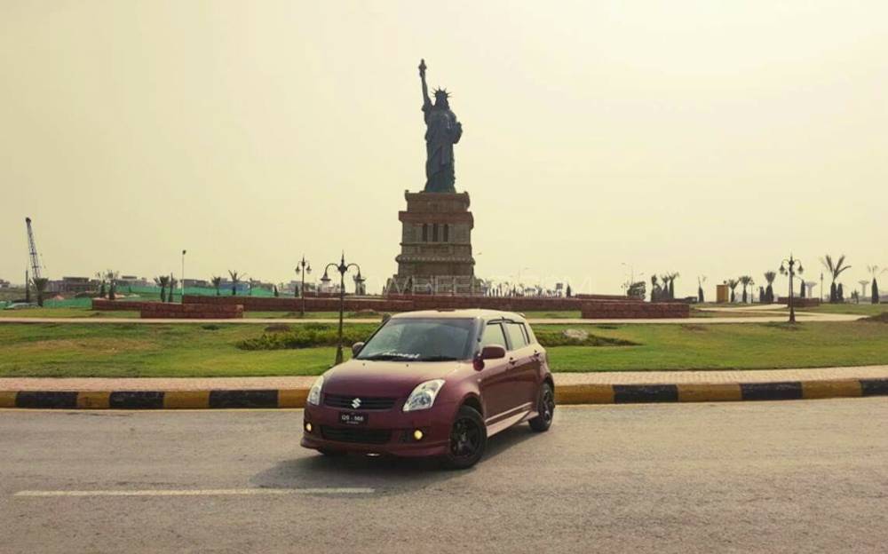 Suzuki Swift - 2010  Suzuki Swift - 2010  Image-5