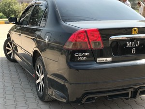ہونڈا سوک - 2005