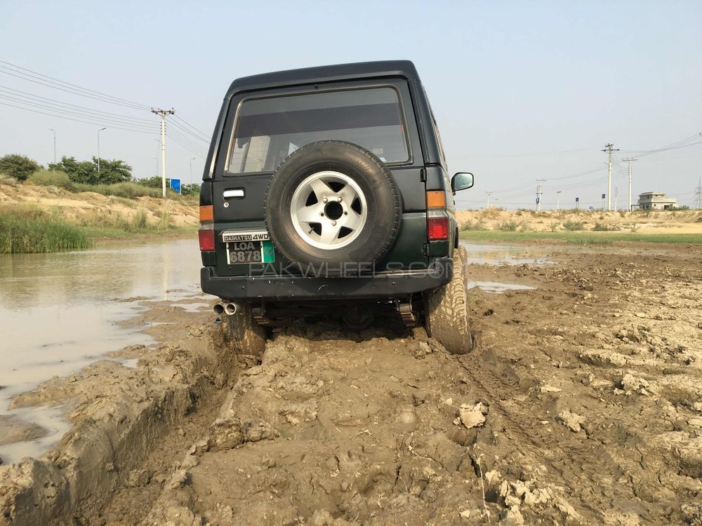 Daihatsu Rocky - 1989 mudder Daihatsu Rocky - 1989 mudder Image-4