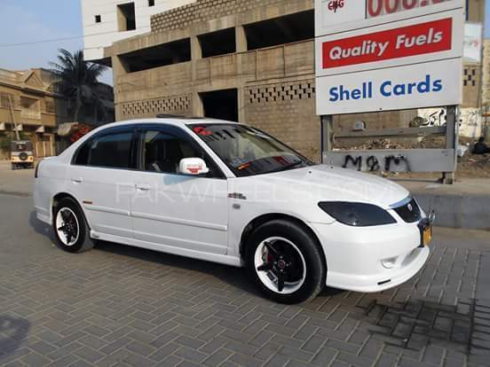 Honda Civic - 2005  Honda Civic - 2005  Image-4