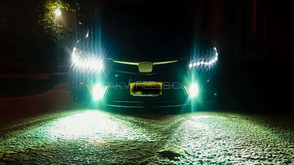 Honda Civic - 2011  Honda Civic - 2011  Image-6