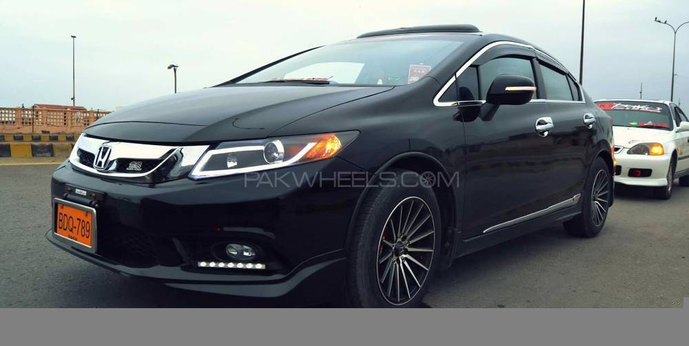Honda Civic - 2015  Image-1