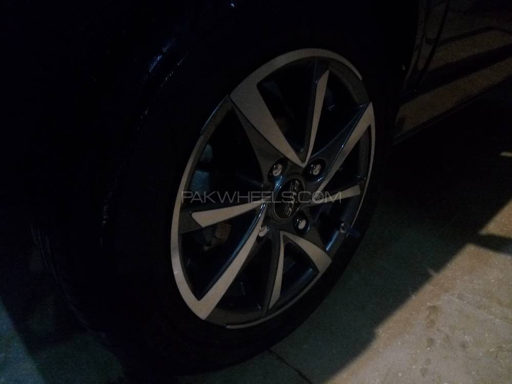 Suzuki Mehran - 2016  Suzuki Mehran - 2016  Image-7