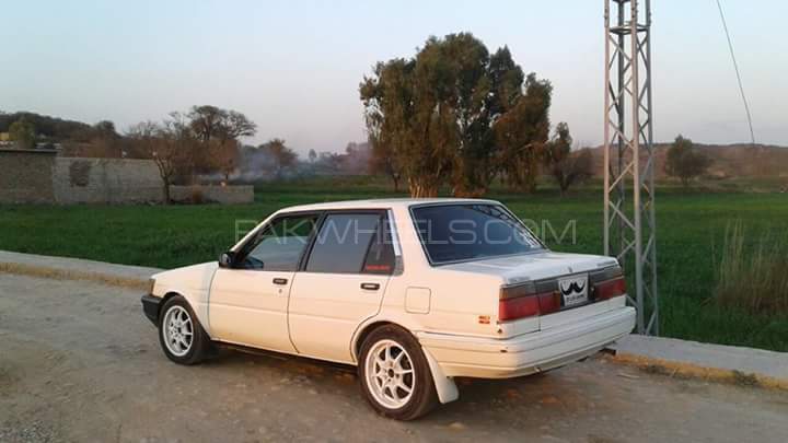 Toyota Corolla - 1986  Toyota Corolla - 1986  Image-2
