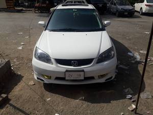 ہونڈا سوک - 2005