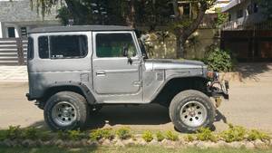 Toyota Land Cruiser - 1984