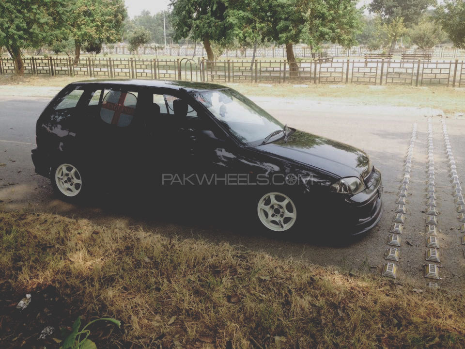 Suzuki Cultus - 2000  Suzuki Cultus - 2000  Image-2