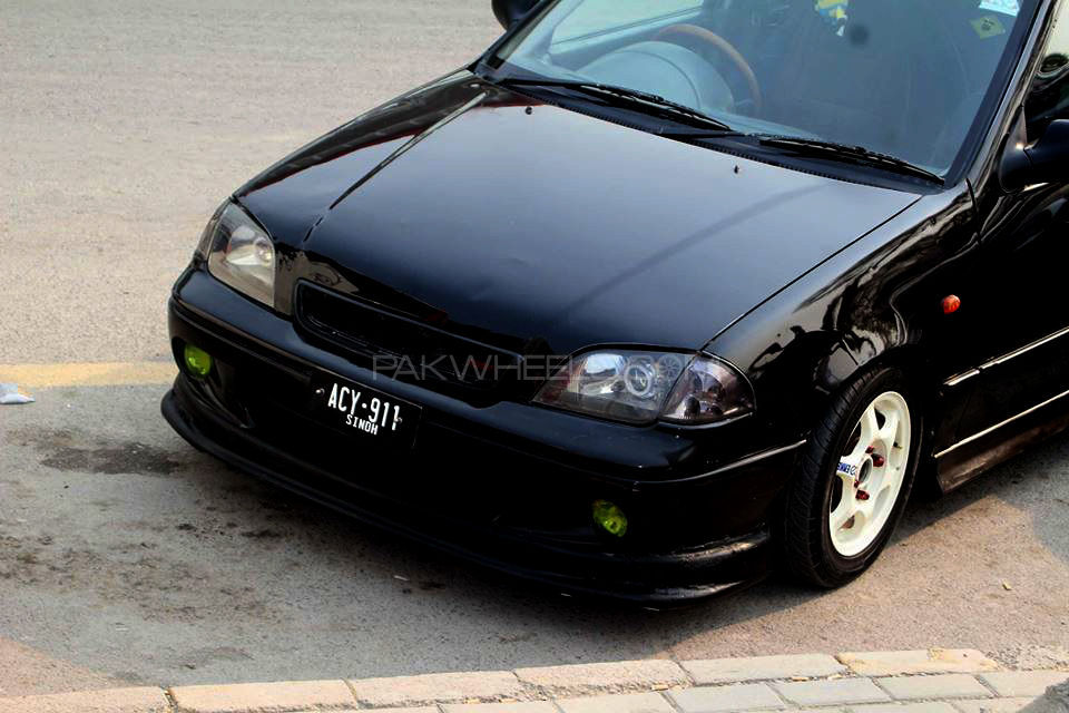 Suzuki cultus 2000