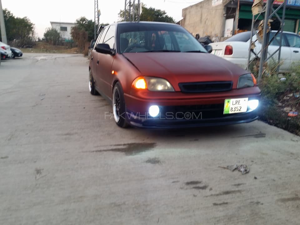 Suzuki Cultus - 2002  Suzuki Cultus - 2002  Image-3