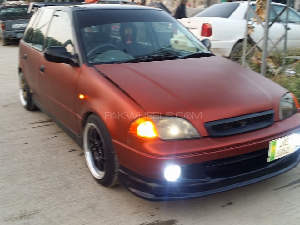 Suzuki Cultus - 2002  Suzuki Cultus - 2002  Image-4