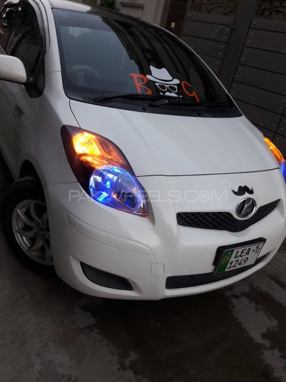 Toyota Vitz - 2008  Toyota Vitz - 2008  Image-4