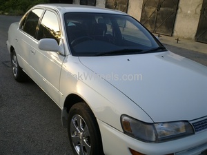 Toyota Corolla - 1999