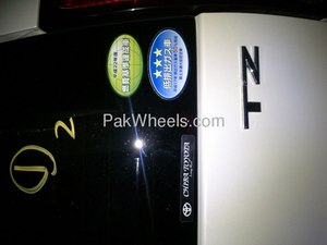 ٹویوٹا لینڈ کروزر - 2008