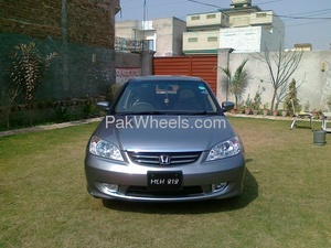 Honda Civic - 2005