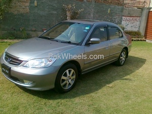 Honda Civic - 2005