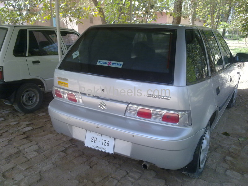 Suzuki Cultus - 2010 Cultus Image-1