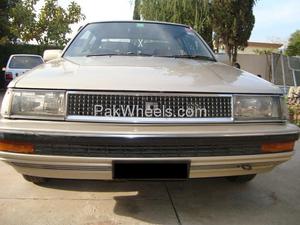 Toyota Corolla - 1986