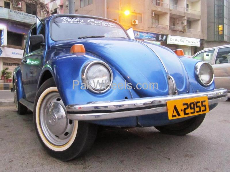 Volkswagen Beetle - 1974 Blue Bug Image-1