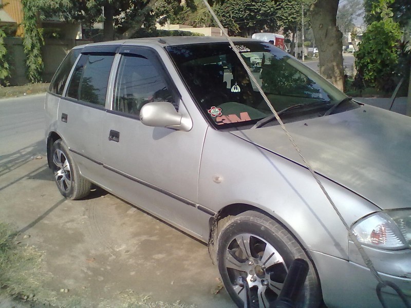 سوزوکی کلٹس - 2003 Suzuki Cultus 2003 سوزوکی کلٹس - 2003 Suzuki Cultus 2003 Image-2